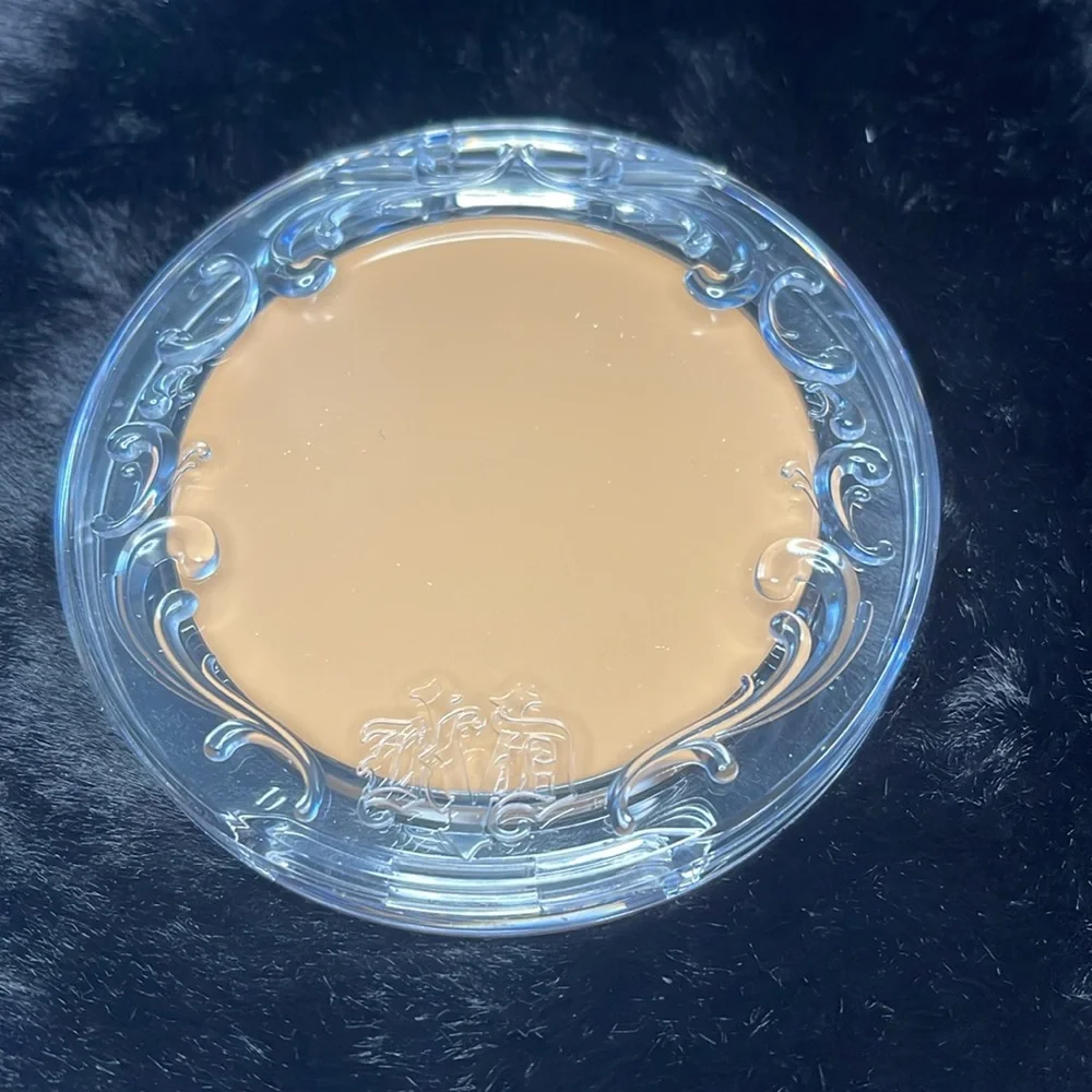 KVD Good Apple Medium 045 Skin-Perfecting Hydrating Foundation Balm